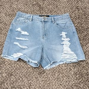 Indigo Rein distressed denim shorts